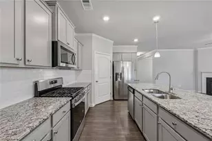 4315 Sunflower Cir, Cumming, GA 30040 - Photo 6