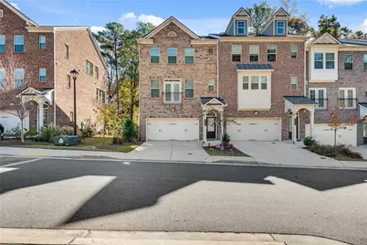 3179 Clairebrooke Avenue, Atlanta, GA 30341 - Photo 2