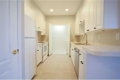 225 E Ponce De Leon Avenue #325, Decatur, GA 30030 - Photo 10