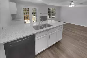 6941 Gallant Cir SE, Mableton, GA 30126 - Photo 10