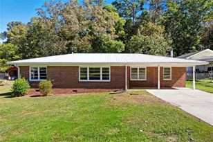 229 Hilltop Ln, Toccoa, GA 30577 - Photo 24