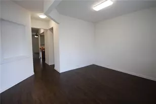 2729 Heathrow Dr, Lawrenceville, GA 30043 - Photo 4