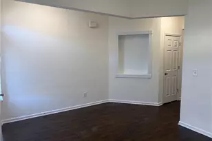 2729 Heathrow Dr, Lawrenceville, GA 30043 - Photo 6