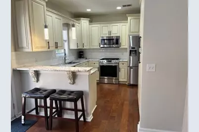 195 Weatherstone Drive, Woodstock, GA 30188 - Photo 2