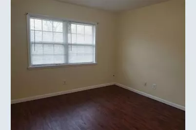 100 Chalfont Drive #E, Athens, GA 30606 - Photo 10