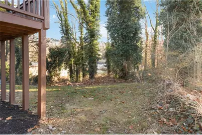 2718 Delowe Drive, Atlanta, GA 30344 - Photo 32