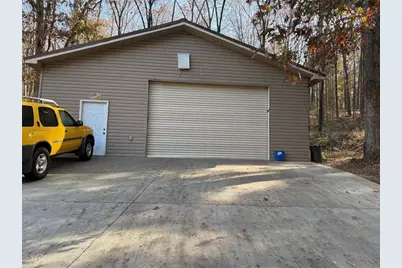 403 S Sequoyah Circle NE, Calhoun, GA 30701 - Photo 4