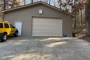 403 S Sequoyah Cir NE, Calhoun, GA 30701 - Photo 4