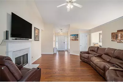 1104 Aqua Shore Drive, McDonough, GA 30252 - Photo 4