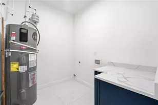 537 Stillwood Dr, Gainesville, GA 30501 - Photo 36