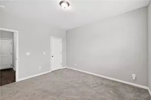 300 Palm Springs Cir, Fairburn, GA 30213 - Photo 20