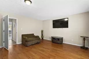 995 Chimney Trace Way, Lawrenceville, GA 30045 - Photo 18