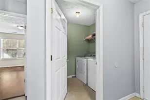 995 Chimney Trace Way, Lawrenceville, GA 30045 - Photo 16