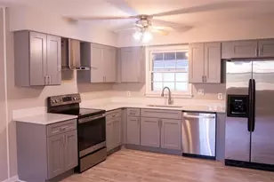 834 Hickory Ridge Rd SW, Lilburn, GA 30047 - Photo 16