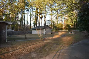 834 Hickory Ridge Rd SW, Lilburn, GA 30047 - Photo 6