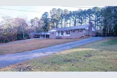 834 Hickory Ridge Road SW, Lilburn, GA 30047 - Photo 2