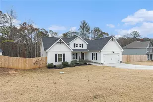 153 Anita Blvd, Carrollton, GA 30117 - Photo 2