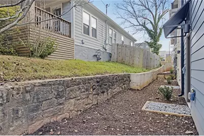 1070 Dill Avenue #203, Atlanta, GA 30310 - Photo 16