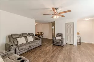 9531 Winding Way Ln, Jonesboro, GA 30238 - Photo 10