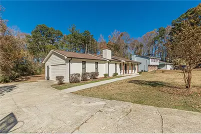 9531 Winding Way Lane, Jonesboro, GA 30238 - Photo 4
