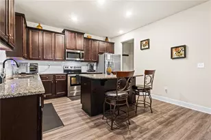 61 N Village Cir, Rydal, GA 30171 - Photo 8