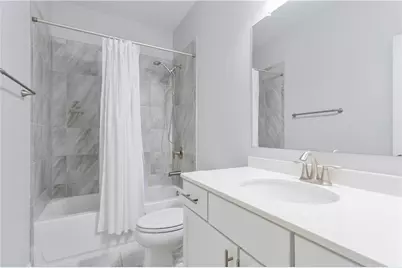 330 La Perla Drive, Sugar Hill, GA 30518 - Photo 4