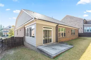 330 La Perla Dr, Sugar Hill, GA 30518 - Photo 20