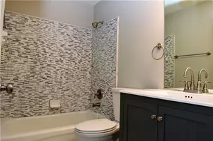 12720 Morningpark Cir, Alpharetta, GA 30004 - Photo 16