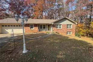 1455 Timberlane Rd, Lawrenceville, GA 30045 - Photo 2