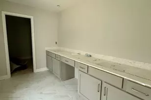 4862 White St, Sugar Hill, GA 30518 - Photo 6