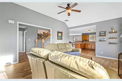 3121 Thorn Bush Drive, Gainesville, GA 30507 - Photo 6