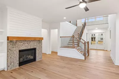 9150 Greenway Court, Gainesville, GA 30506 - Photo 4