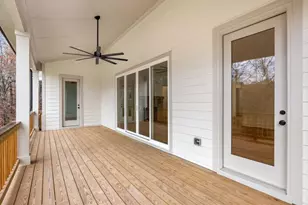 9150 Greenway Ct, Gainesville, GA 30506 - Photo 10