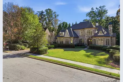 841 Camden Park Court NE, Atlanta, GA 30342 - Photo 4