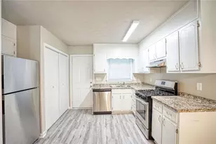 1516 Pine Cone Ln NW, Conyers, GA 30012 - Photo 4