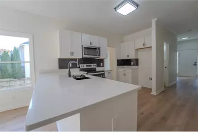 679 Springtor Drive, Lawrenceville, GA 30043 - Photo 4