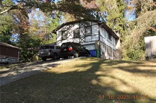 656 Cheviot Dr, Decatur, GA 30032 - Photo 2