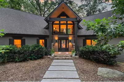 6680 Woodlake Drive, Flowery Branch, GA 30542 - Photo 12