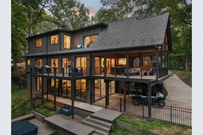 6680 Woodlake Drive, Flowery Branch, GA 30542 - Photo 14