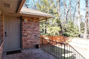 153 Lindbergh Drive NE, Atlanta, GA 30305 - Photo 2