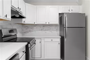 1271 Hayes St, Madison, GA 30650 - Photo 12