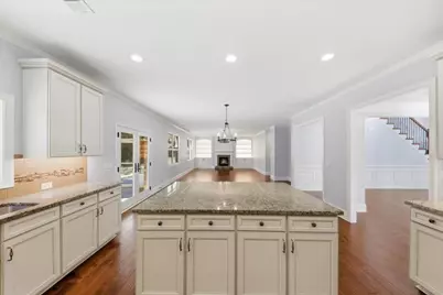 8930 Cobblestone Lane, Cumming, GA 30041 - Photo 18