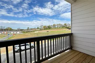 1585 Layton Ln NW, Atlanta, GA 30318 - Photo 36