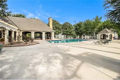 2657 Lenox Road NE #C38, Atlanta, GA 30324 - Photo 18