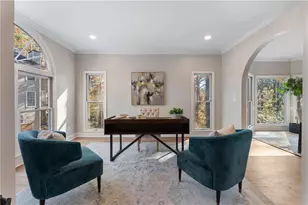 4464 Windsor Oaks Dr, Marietta, GA 30066 - Photo 6