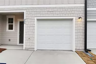 303 Hynes Dr, Villa Rica, GA 30180 - Photo 4