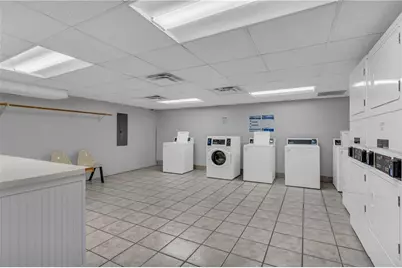 2479 Peachtree Road NE #506, Atlanta, GA 30305 - Photo 44