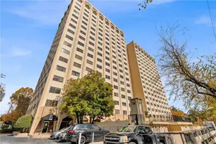 2479 Peachtree Rd NE, Atlanta, GA 30305 - Photo 64