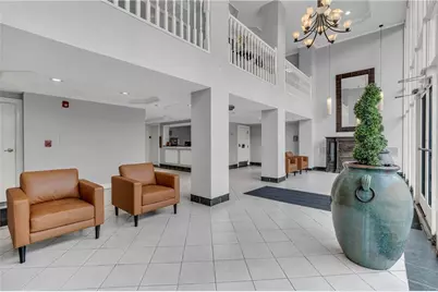 2479 Peachtree Road NE #506, Atlanta, GA 30305 - Photo 4