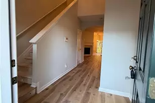 924 Magnolia Leaf Dr, Woodstock, GA 30188 - Photo 2